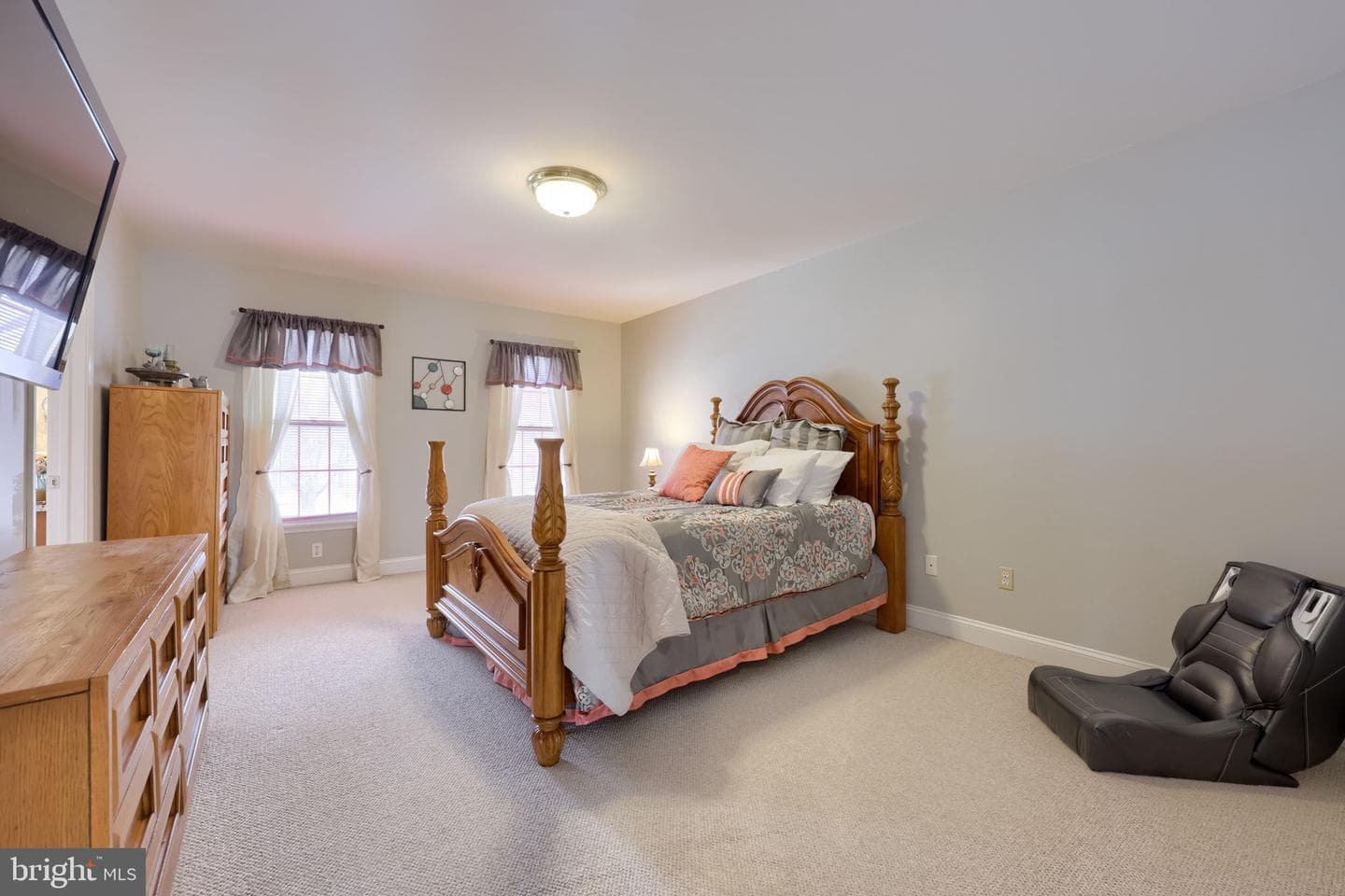 4972 Farmington Road photo 32