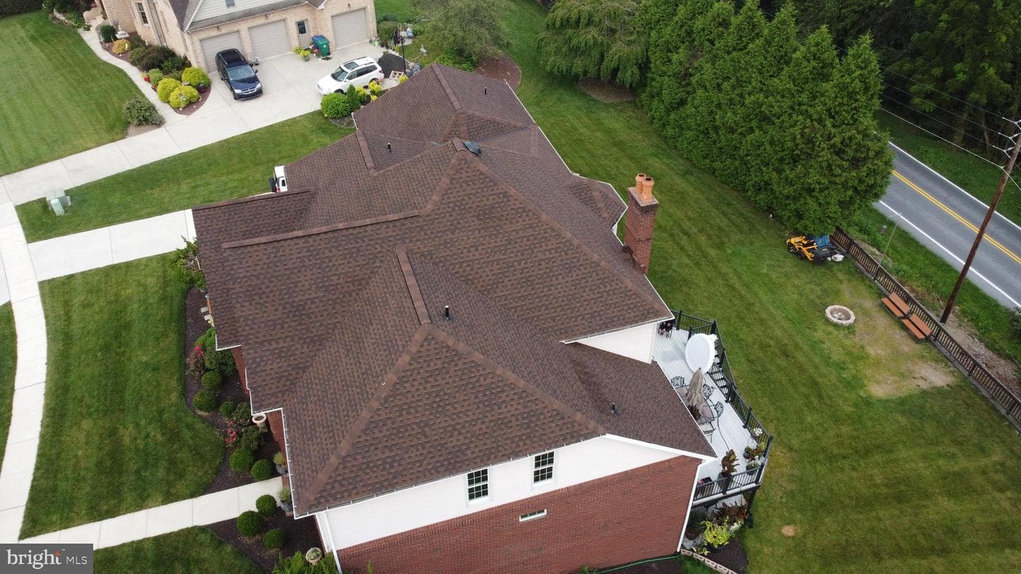4972 Farmington Road photo 57