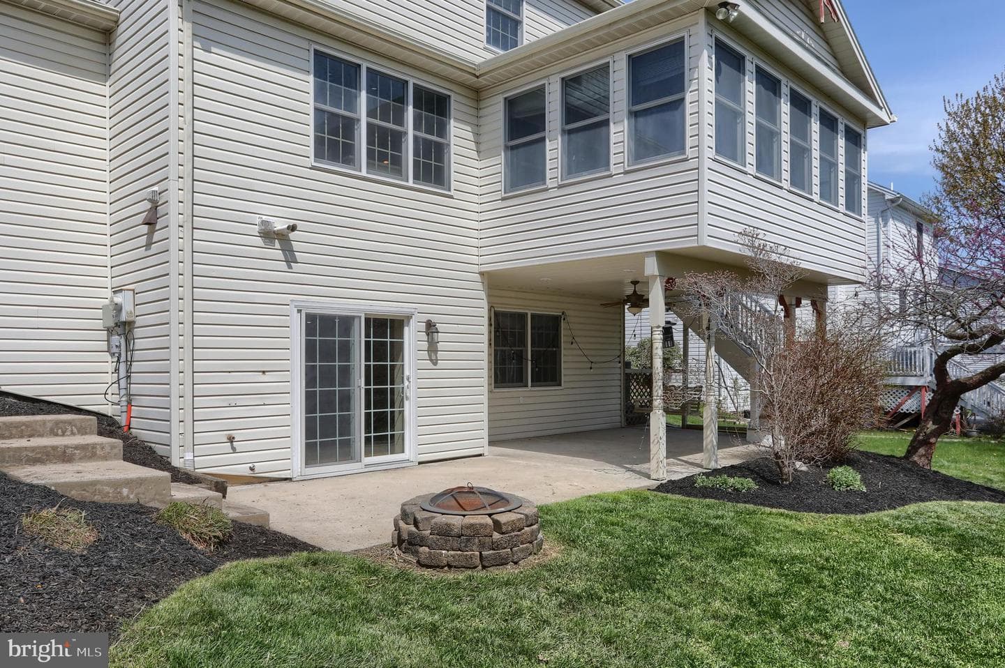 885 Sunny Hill Lane photo 9
