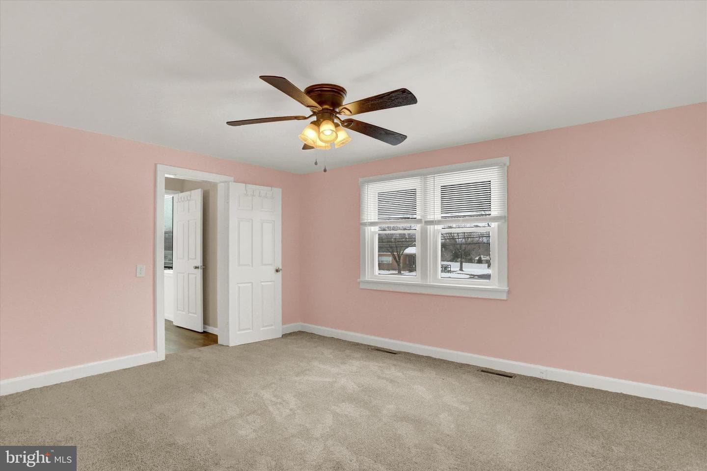 126 Locust Street photo 10
