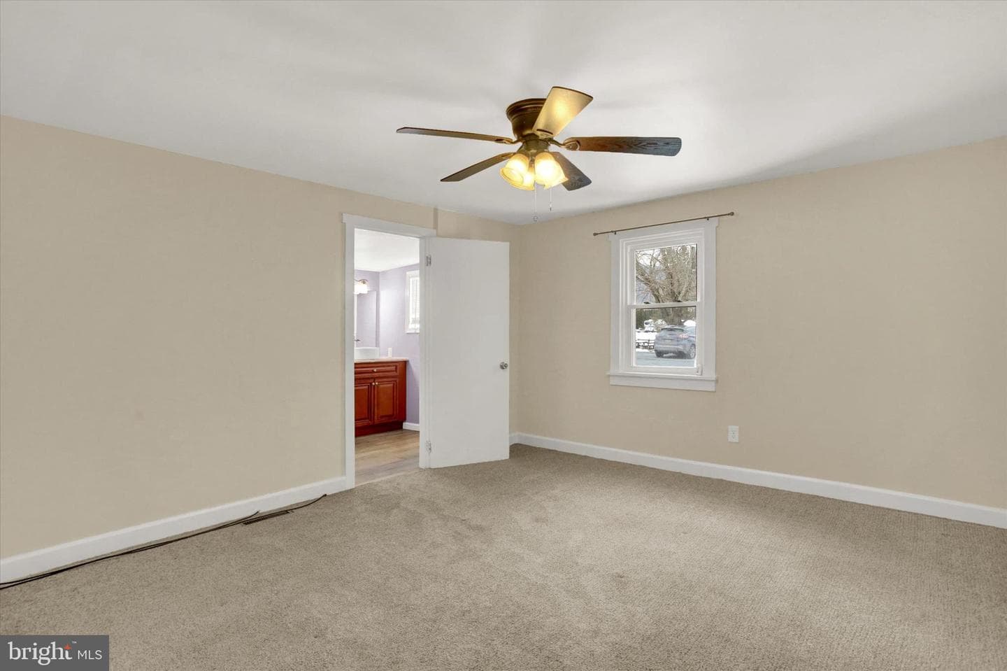 126 Locust Street photo 14
