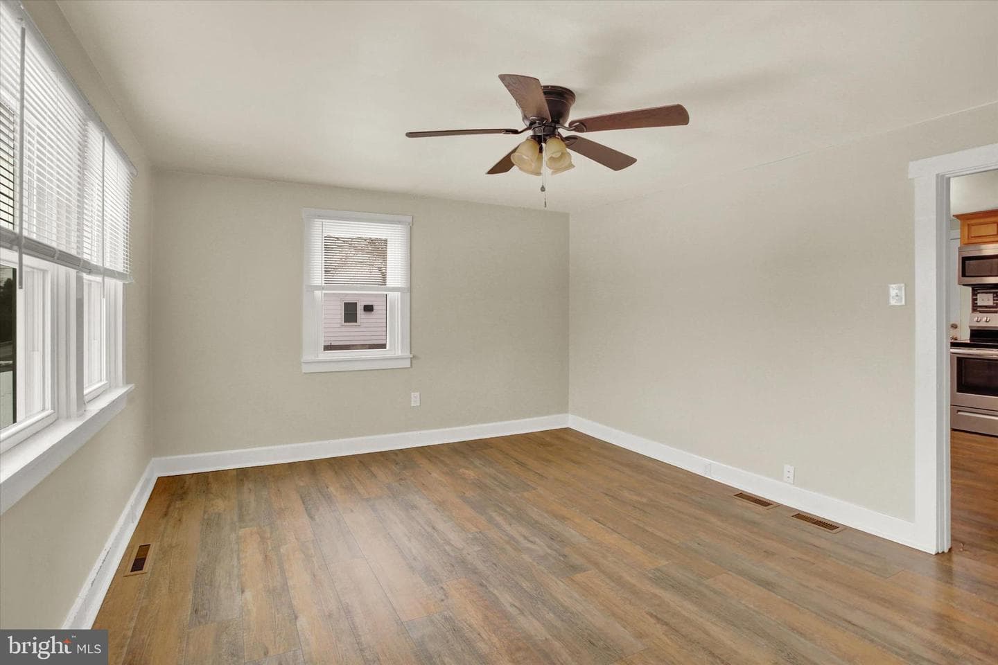 126 Locust Street photo 7