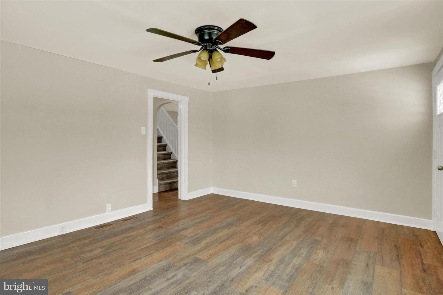 126 Locust Street photo 8