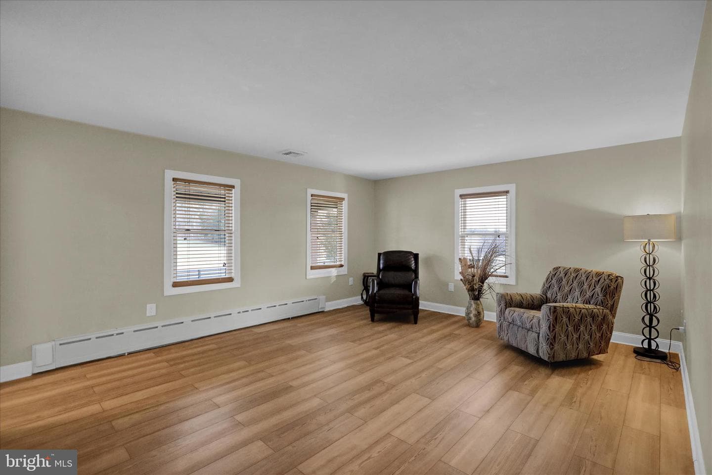 303 Gates Road photo 20