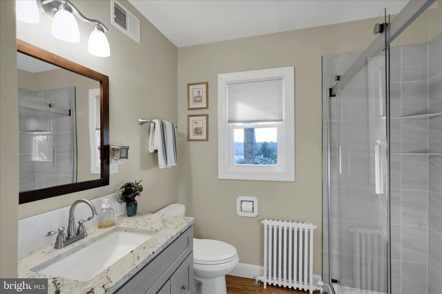 303 Gates Road photo 23