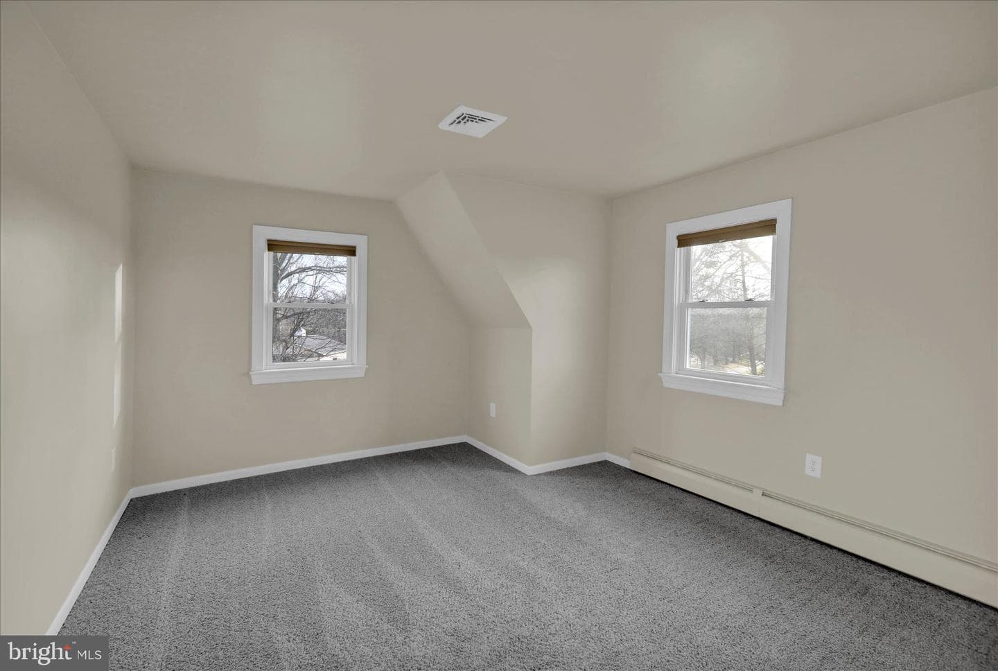 303 Gates Road photo 38