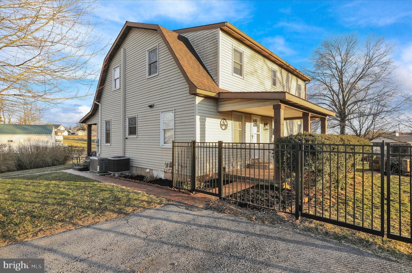 303 Gates Road photo 49