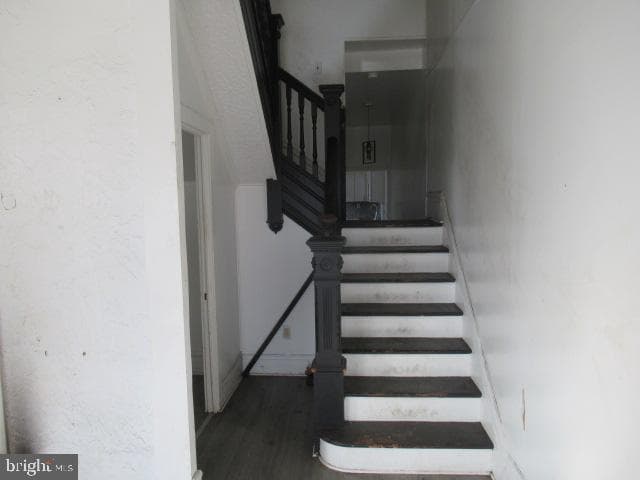 1500 State Street photo 16