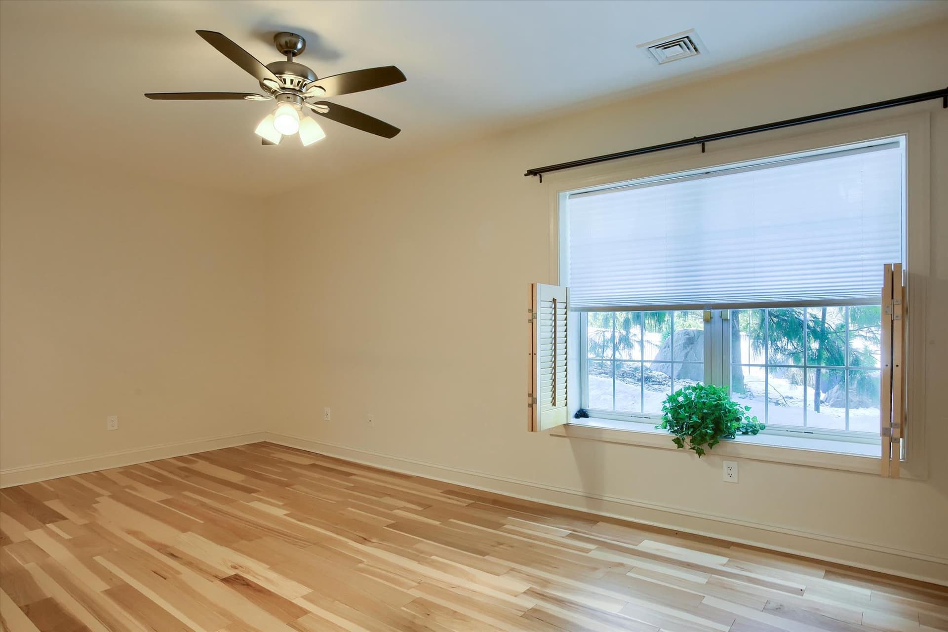 6286 Stable Court photo 54