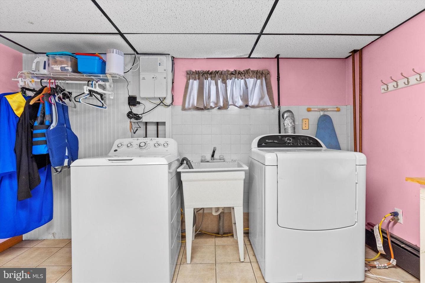 381 S 7th Street photo 23
