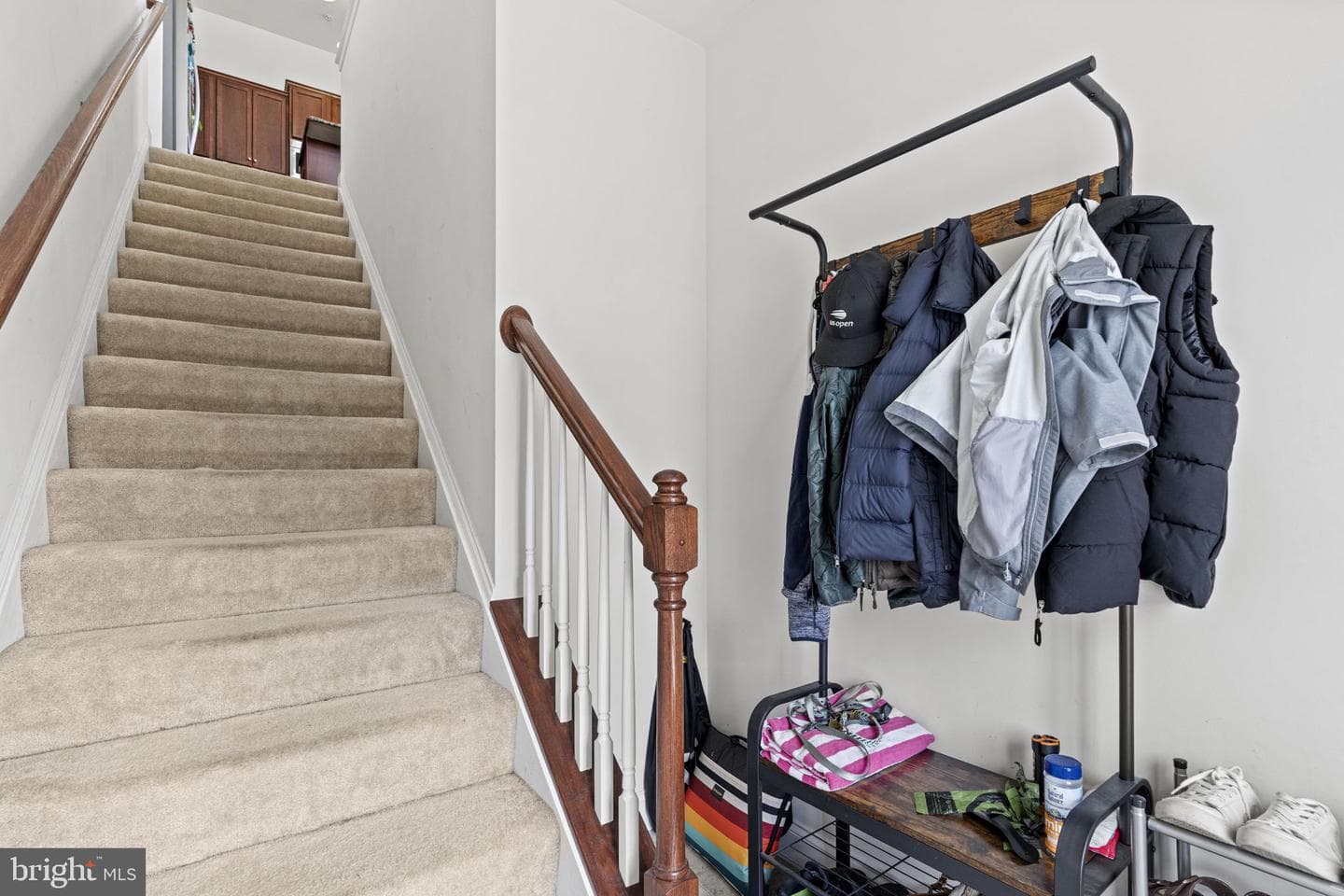 778 Fawn Lane photo 3