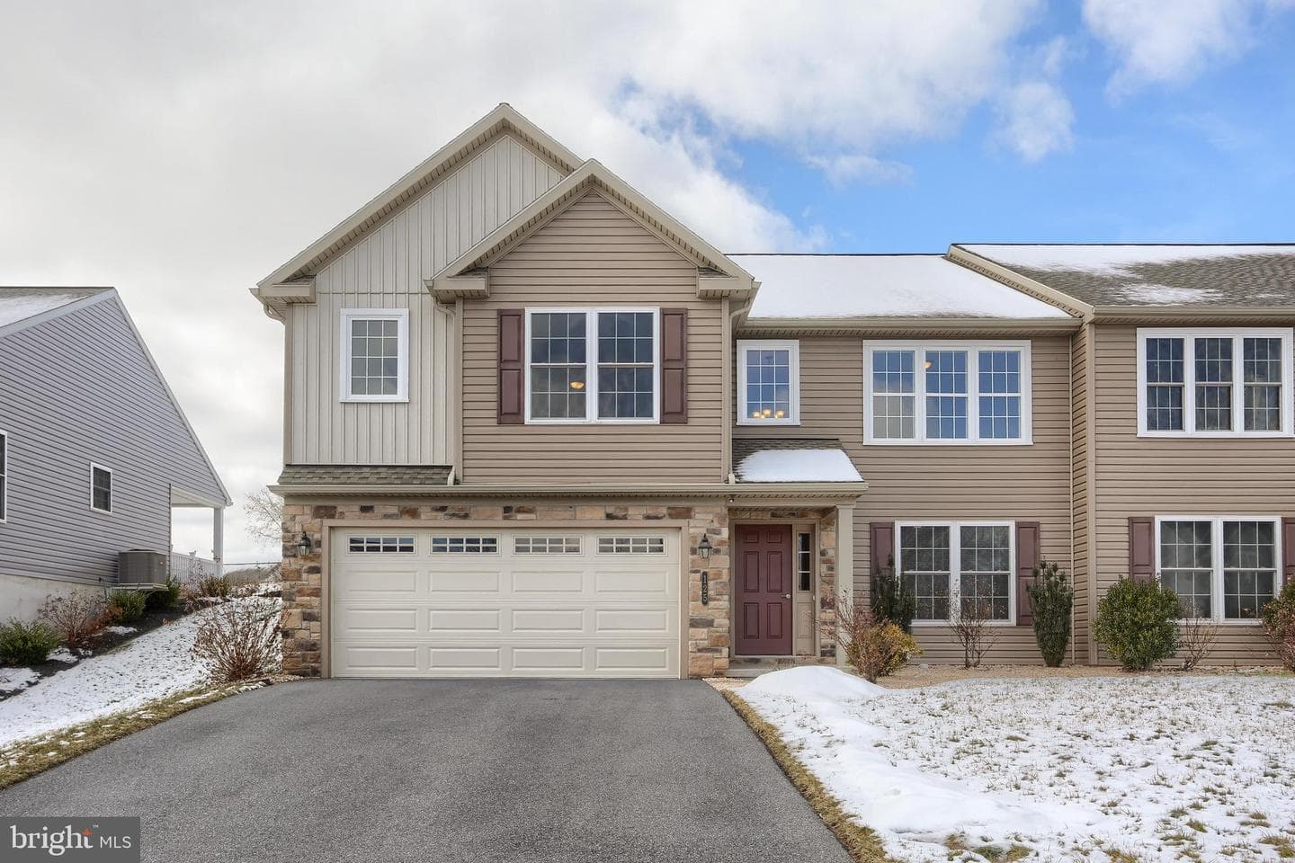 125 Sage Boulevard photo 2