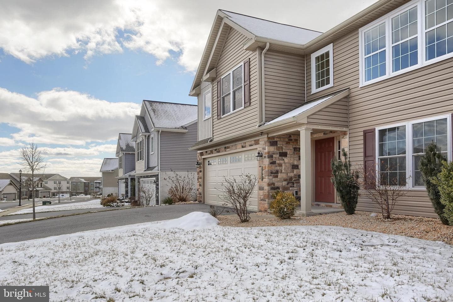 125 Sage Boulevard photo 4