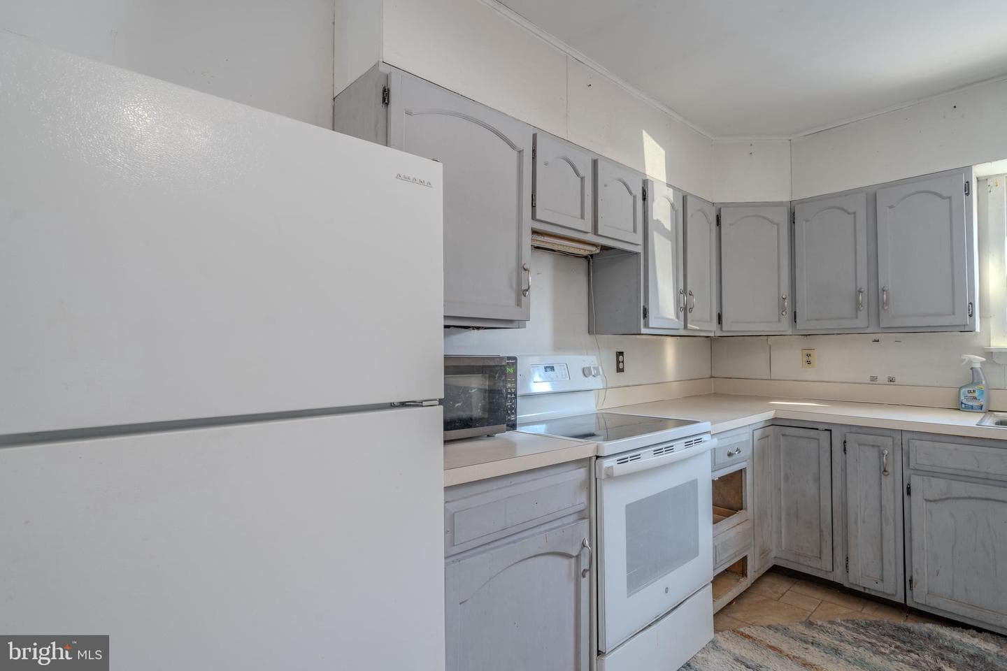 8690 Route 25 photo 42