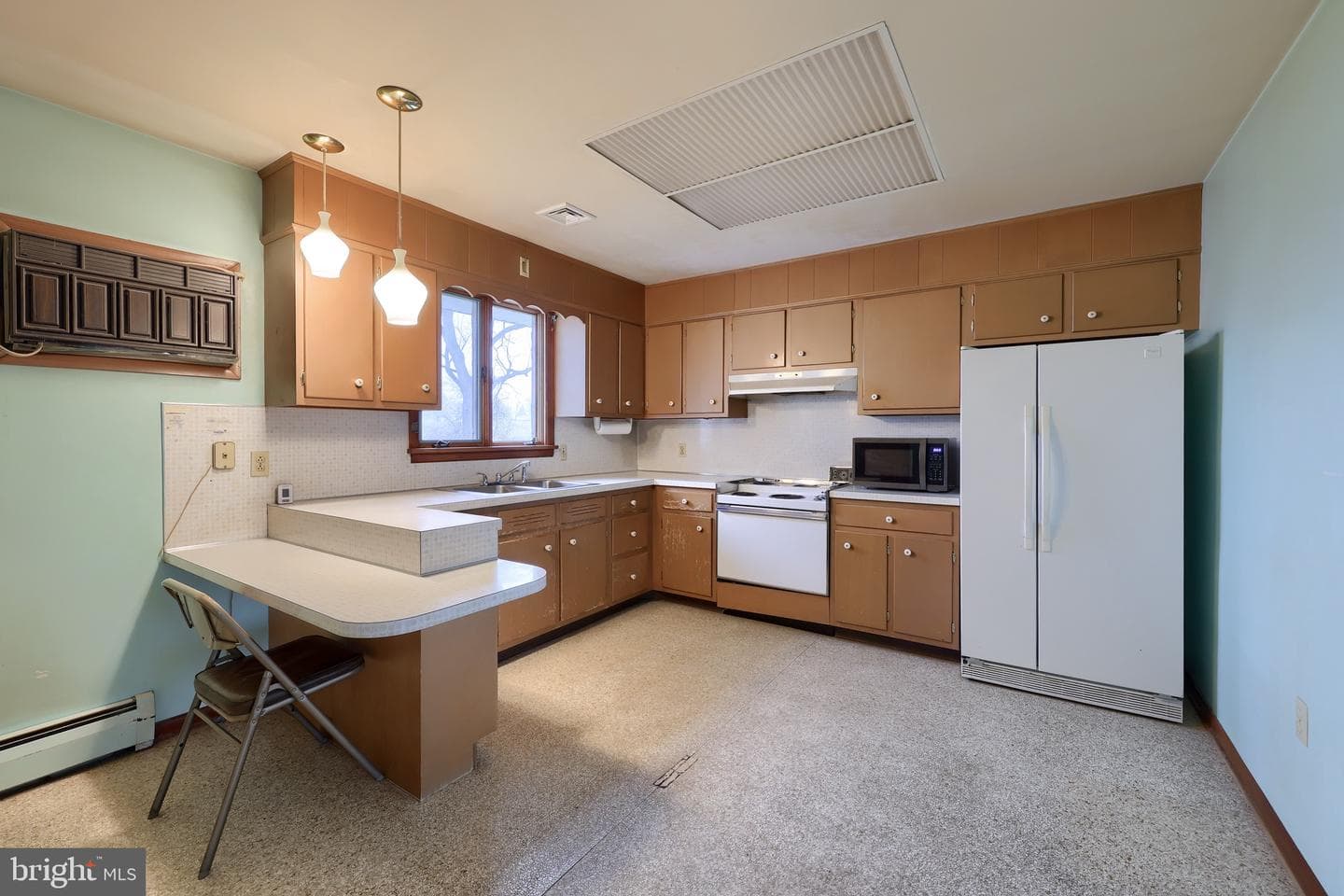 222 Robin Road photo 11