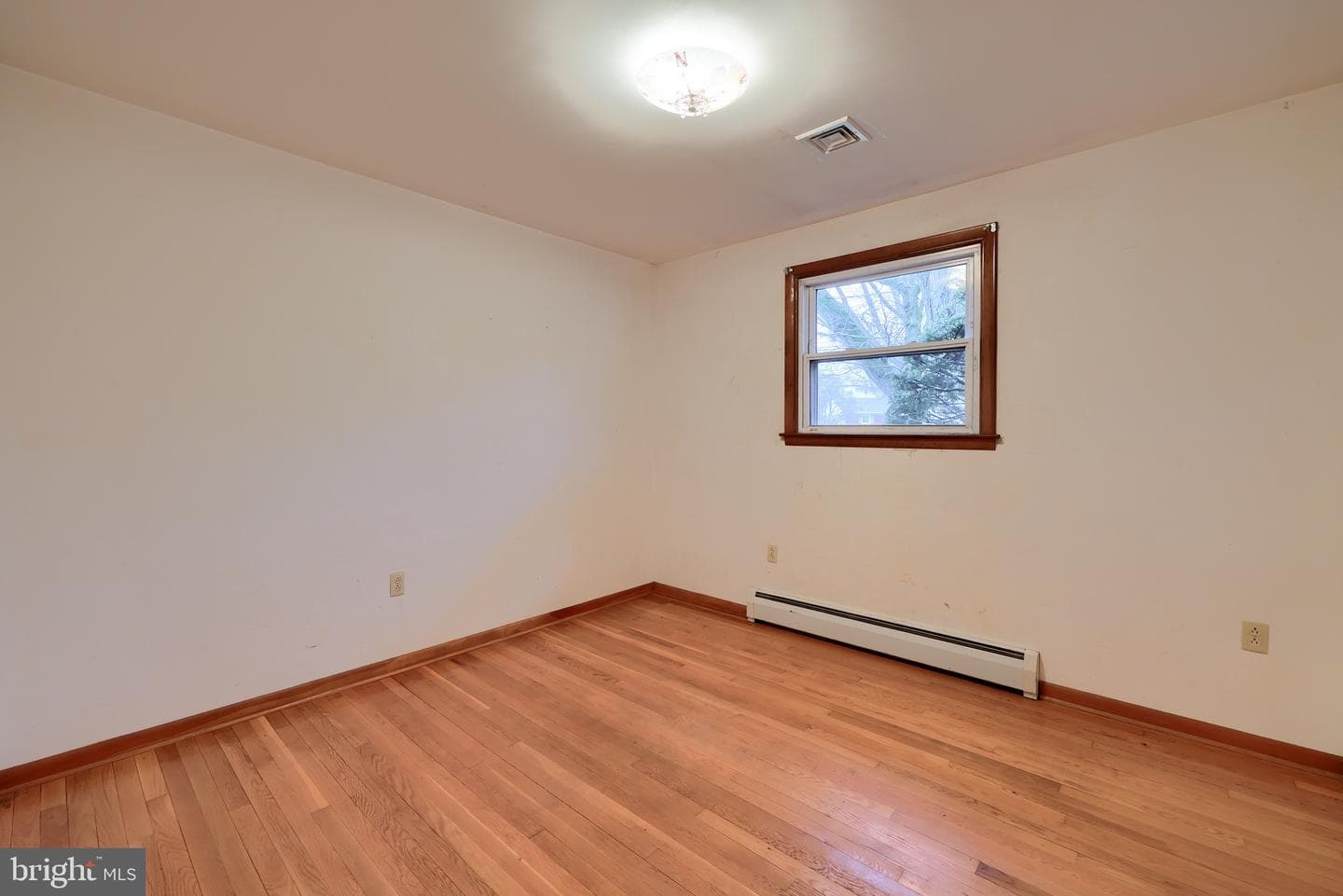 222 Robin Road photo 17