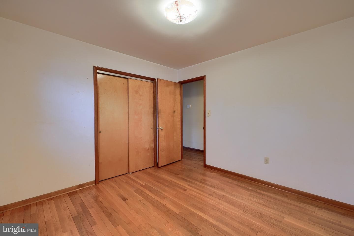 222 Robin Road photo 18