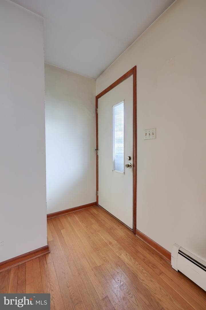 222 Robin Road photo 3