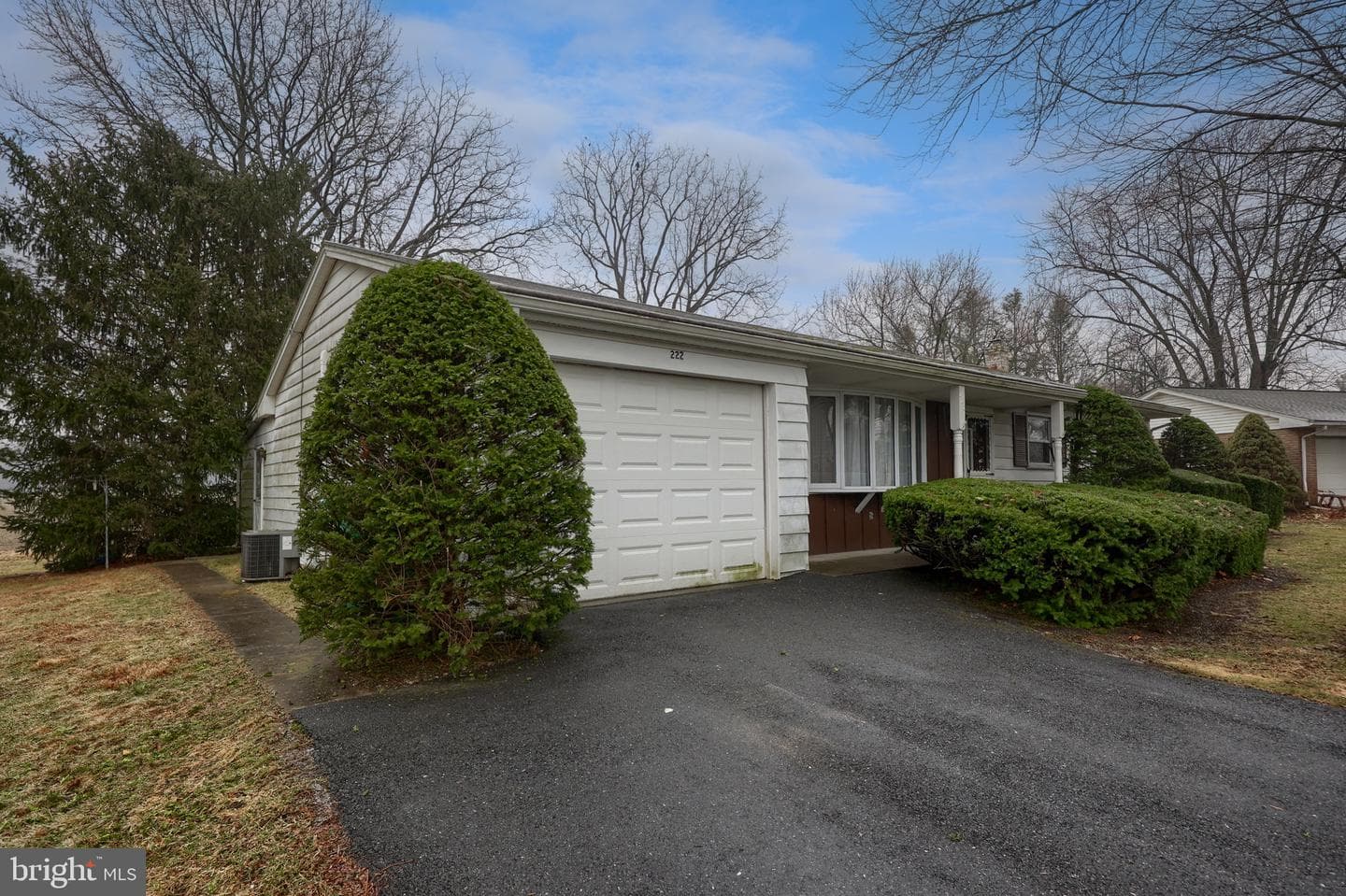 222 Robin Road photo 34
