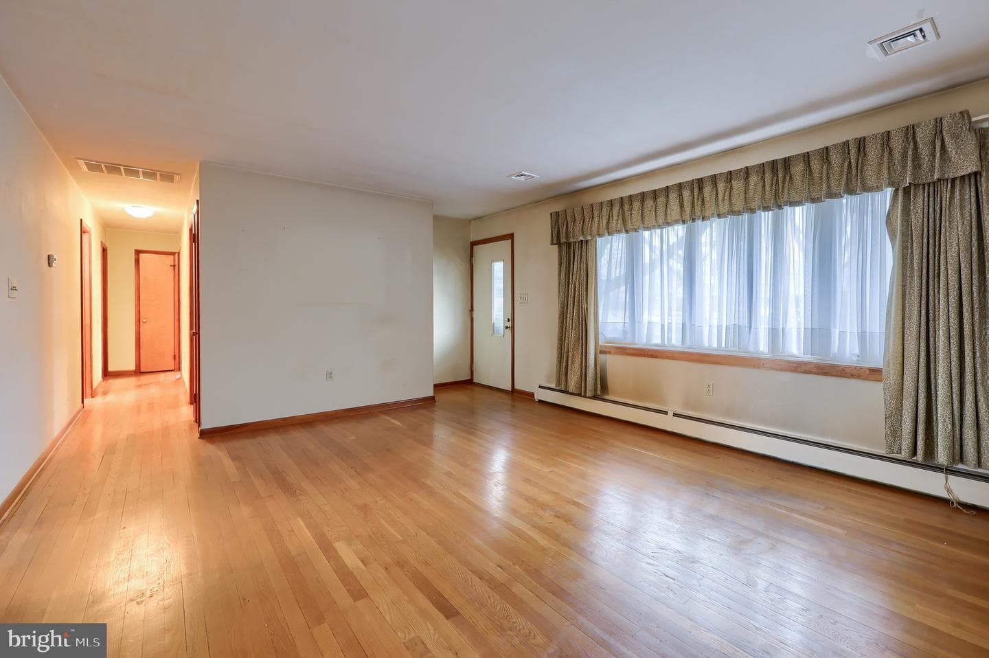 222 Robin Road photo 4