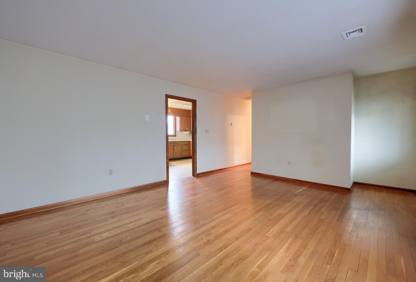 222 Robin Road photo 6