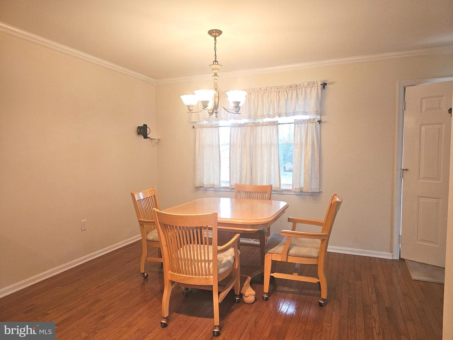 1290 Woodridge Drive photo 14