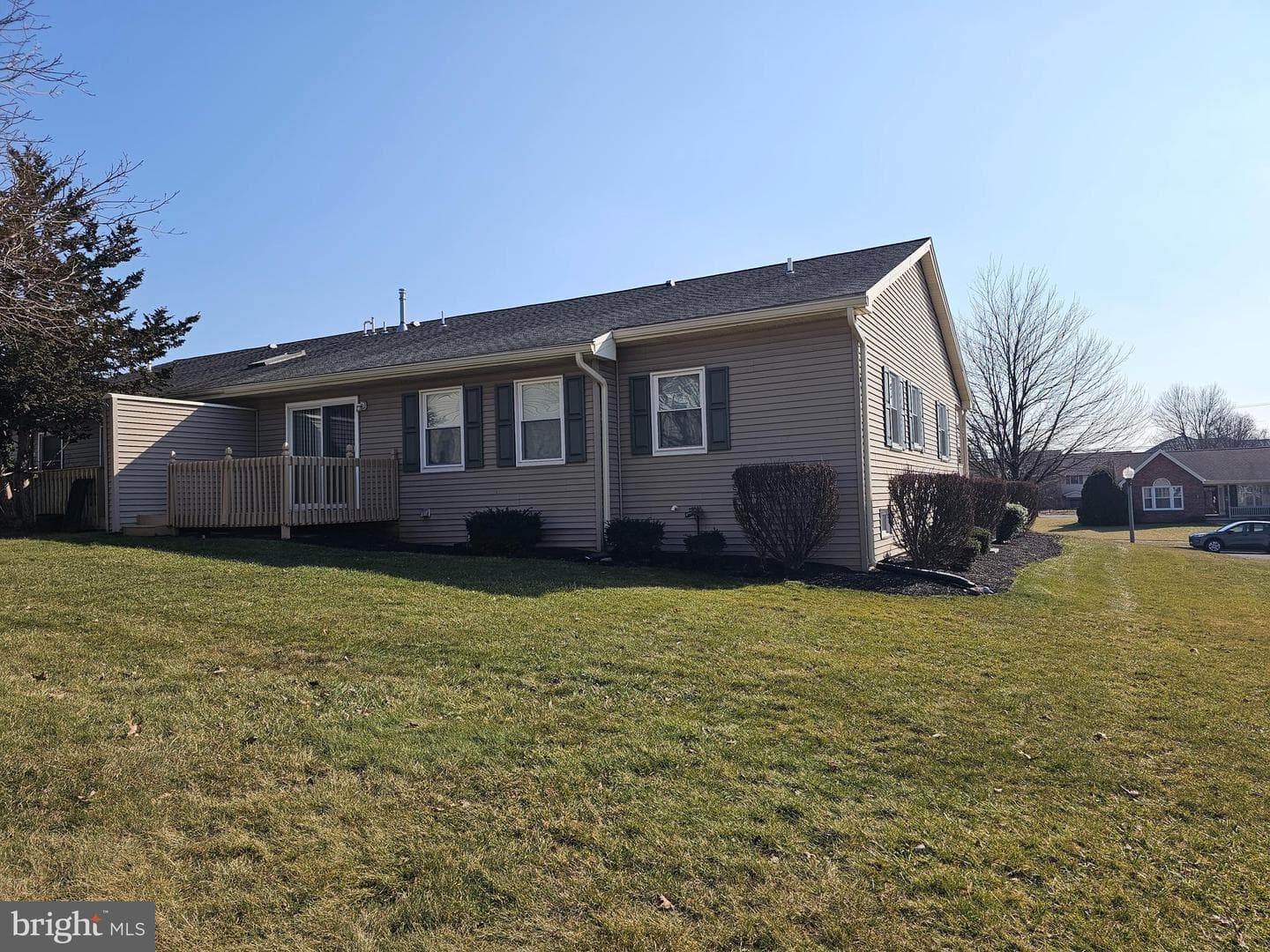1290 Woodridge Drive photo 6