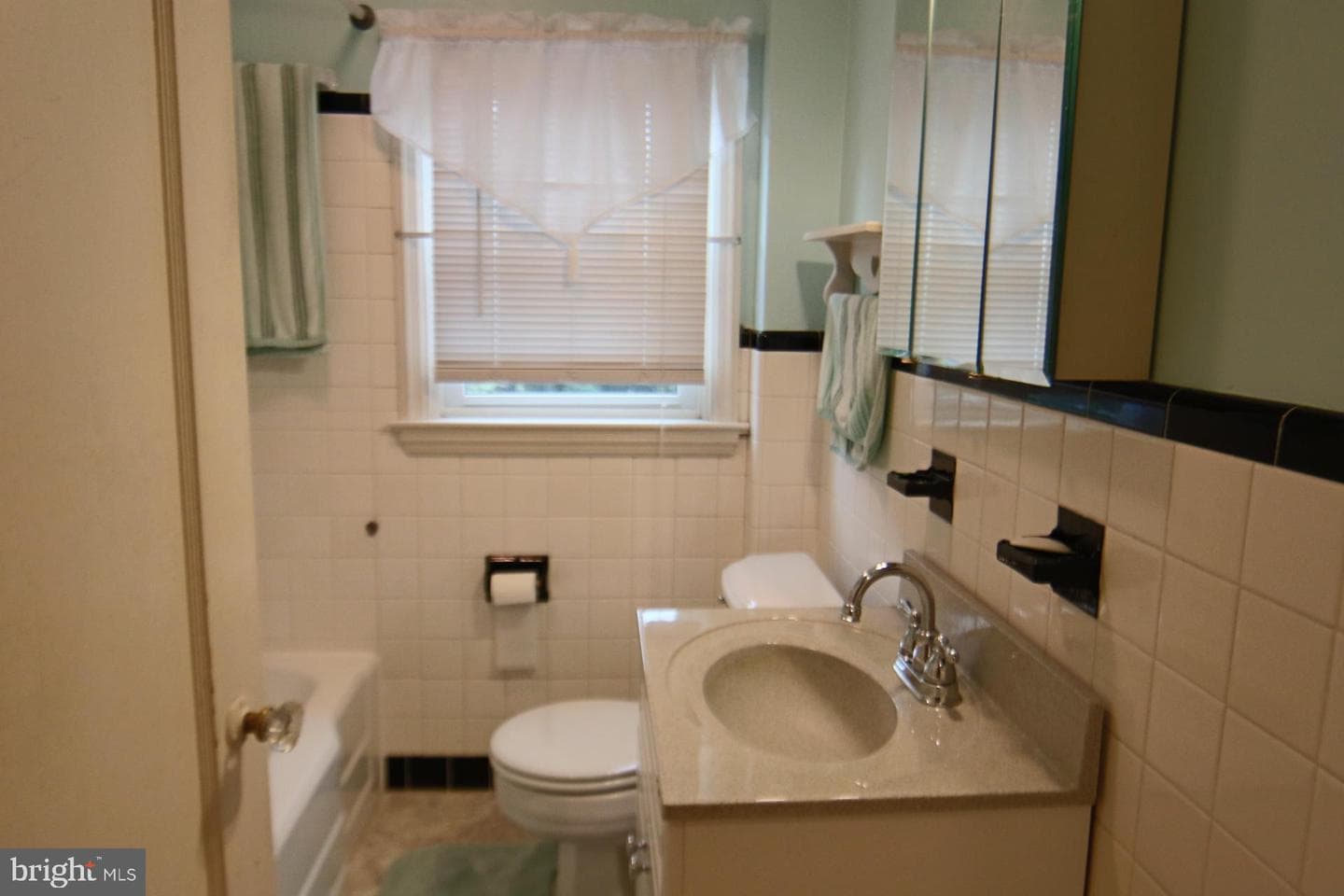 501 Vine Street photo 23