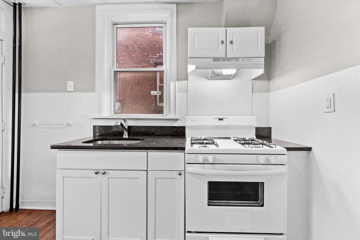 2143 Logan Street photo 11