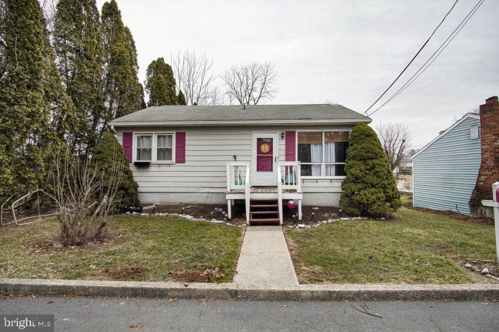 319 N Union Street photo 2