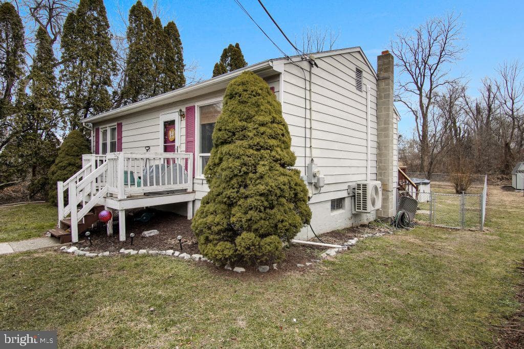 319 N Union Street photo 30