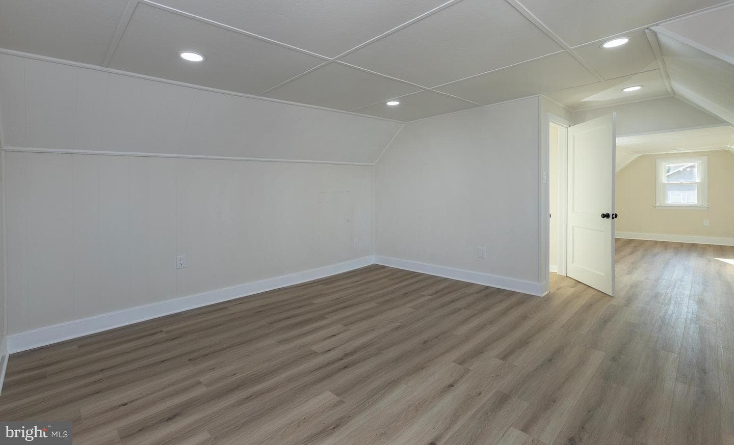 8050 Chambers Hill Road photo 28