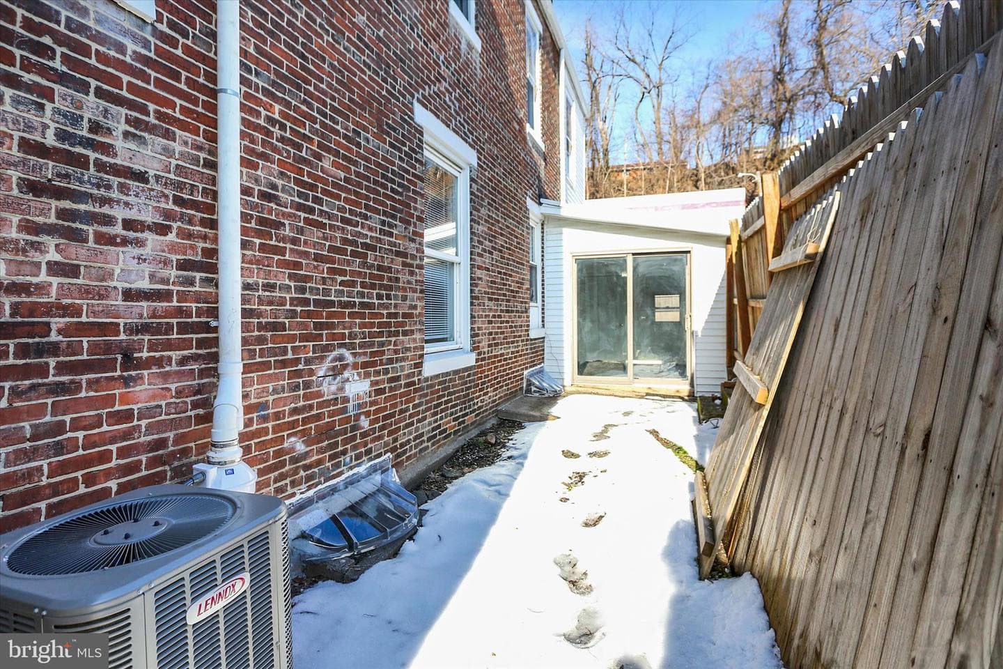 433 Swatara Street photo 38