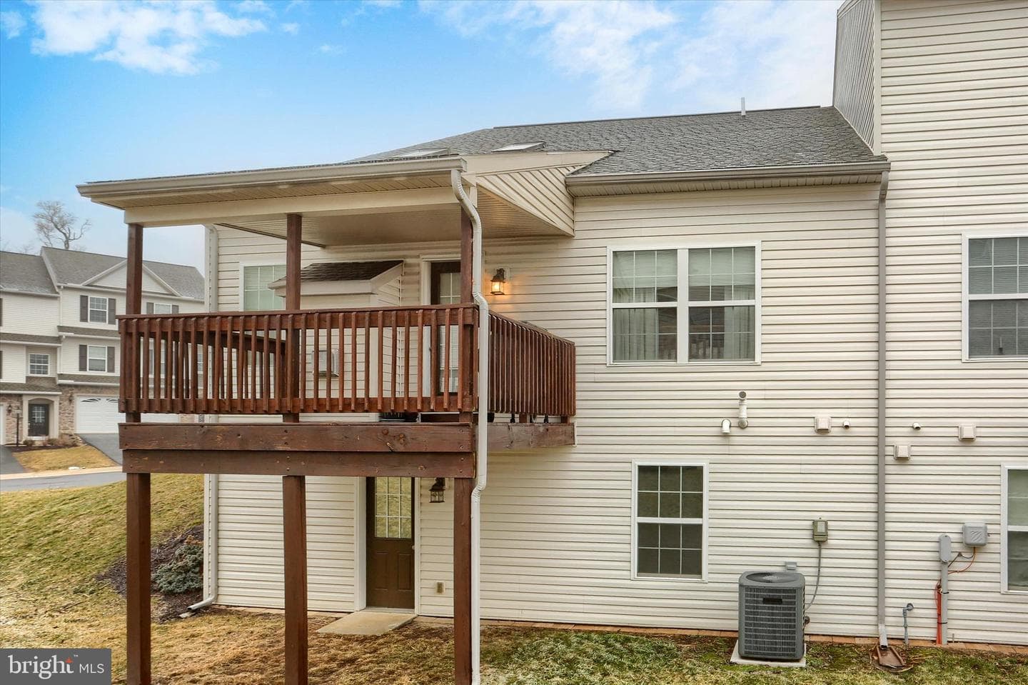2301 Mandarin Court photo 9