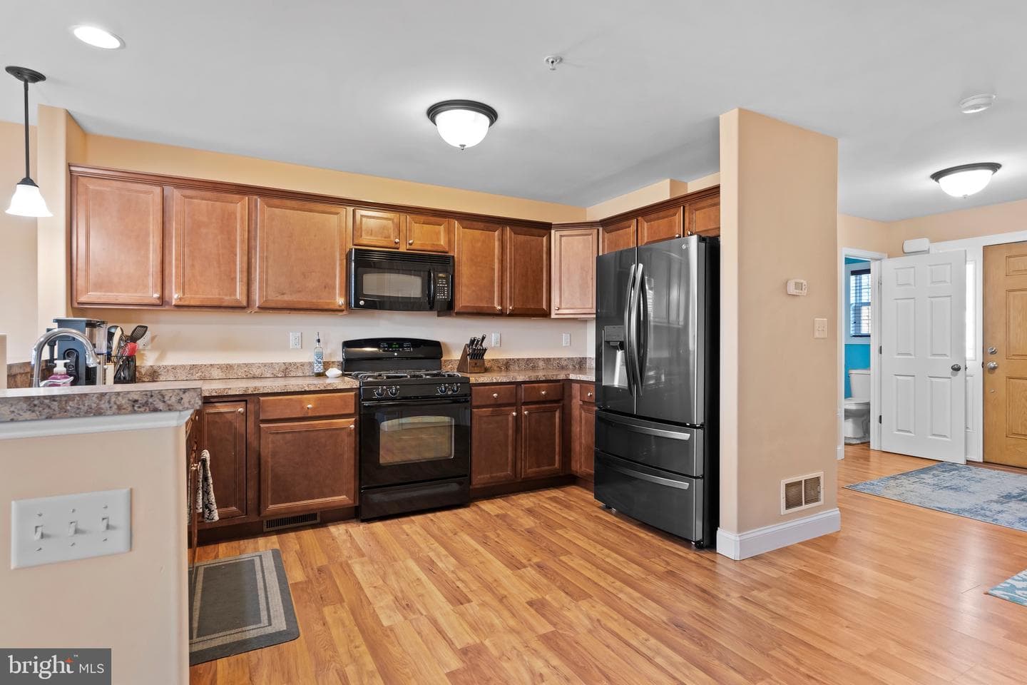 2714 Bur Court photo 3