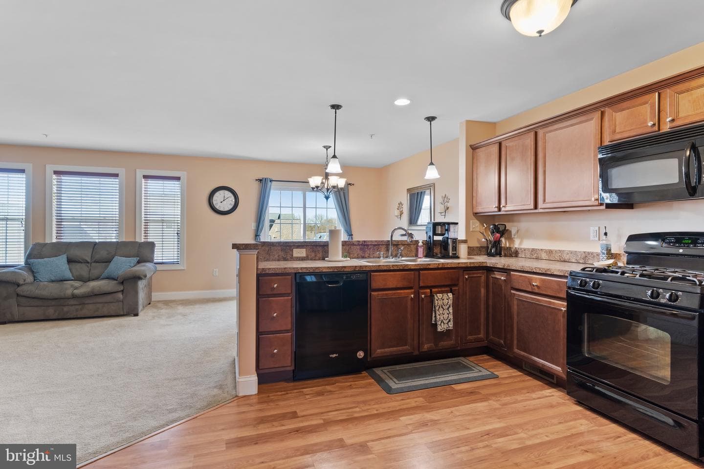 2714 Bur Court photo 5