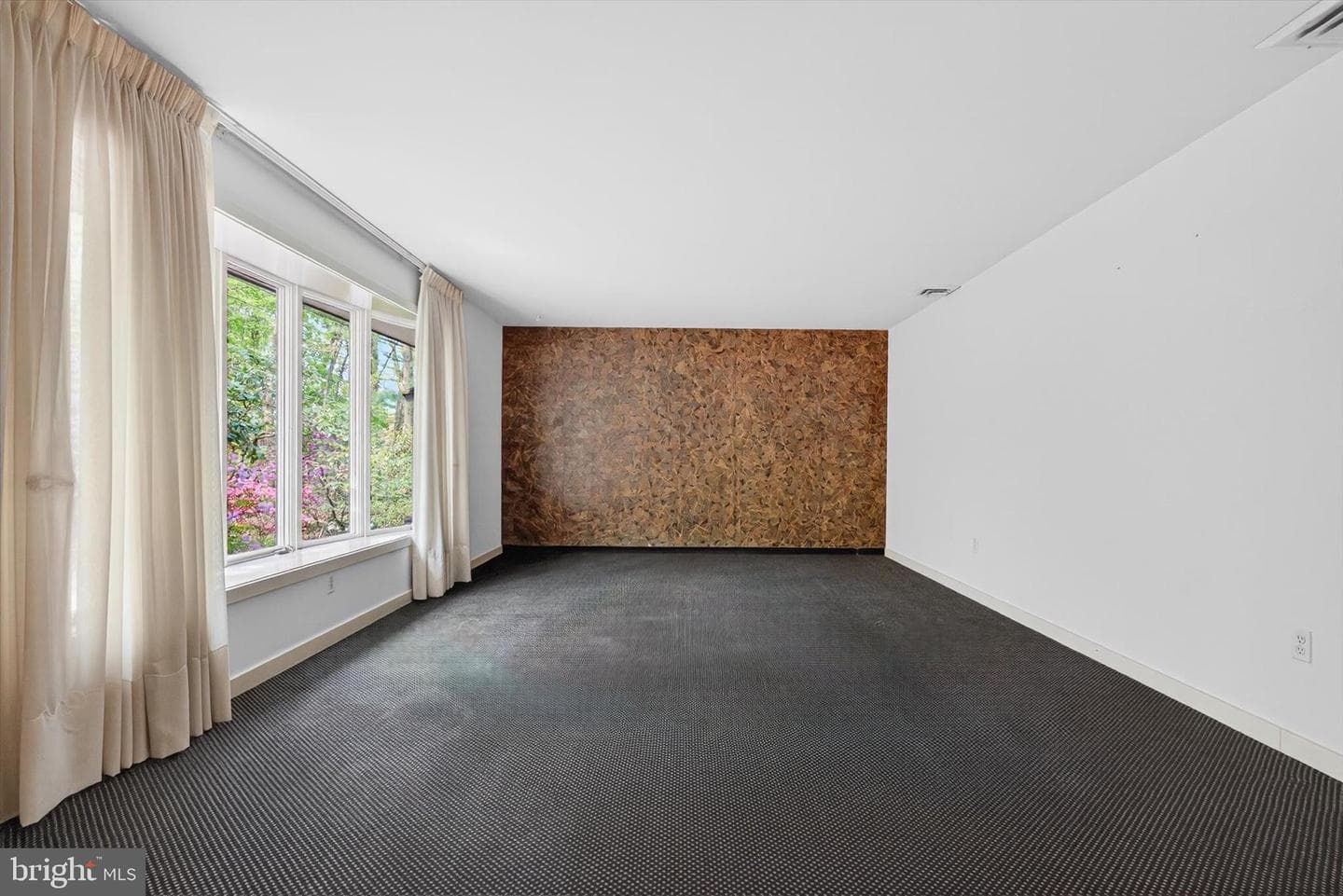9 Brownstone Drive photo 6