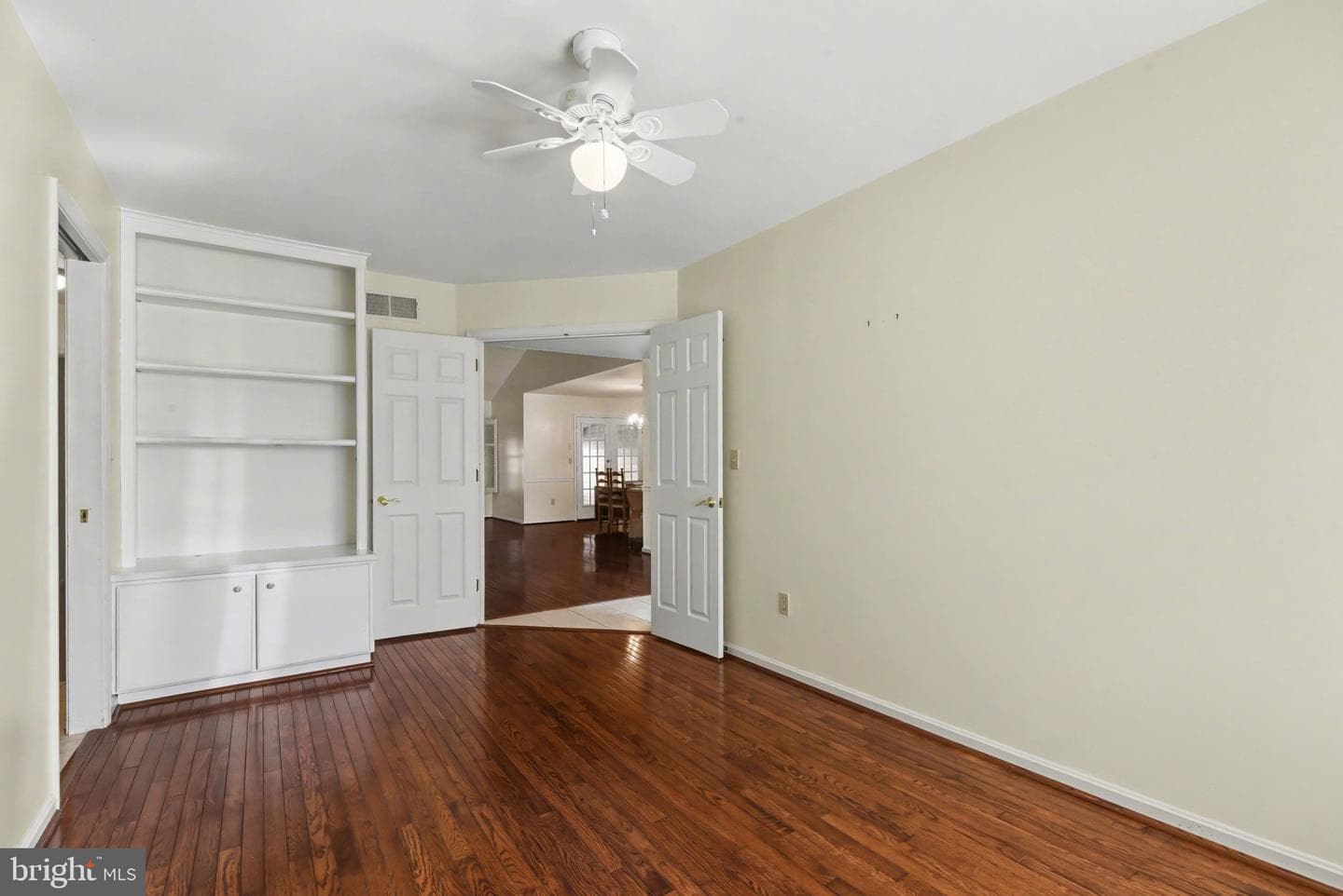 81 Cambridge Drive photo 27