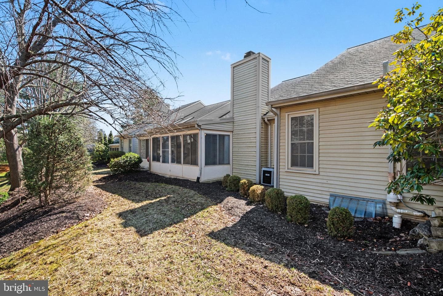 81 Cambridge Drive photo 33