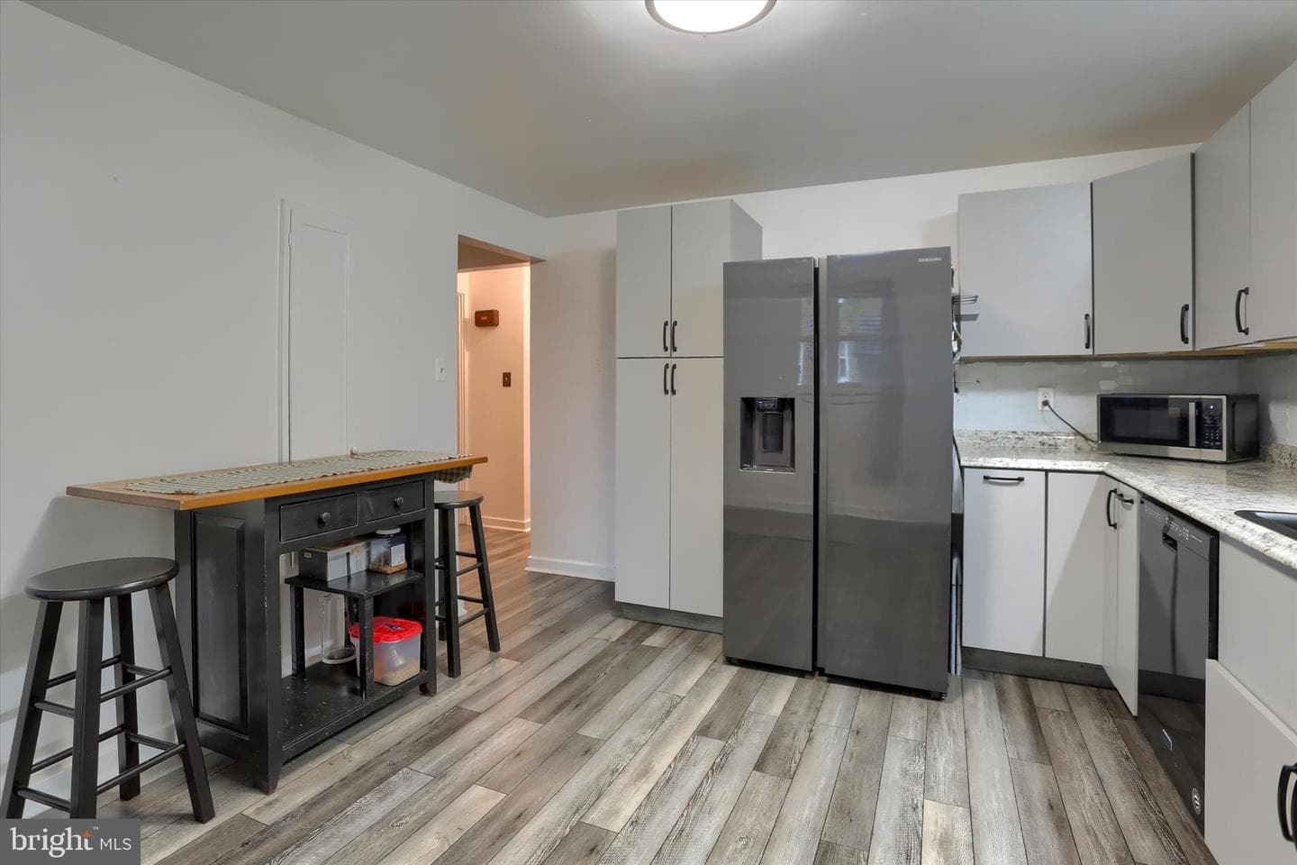 5007 Mauretania Avenue photo 11