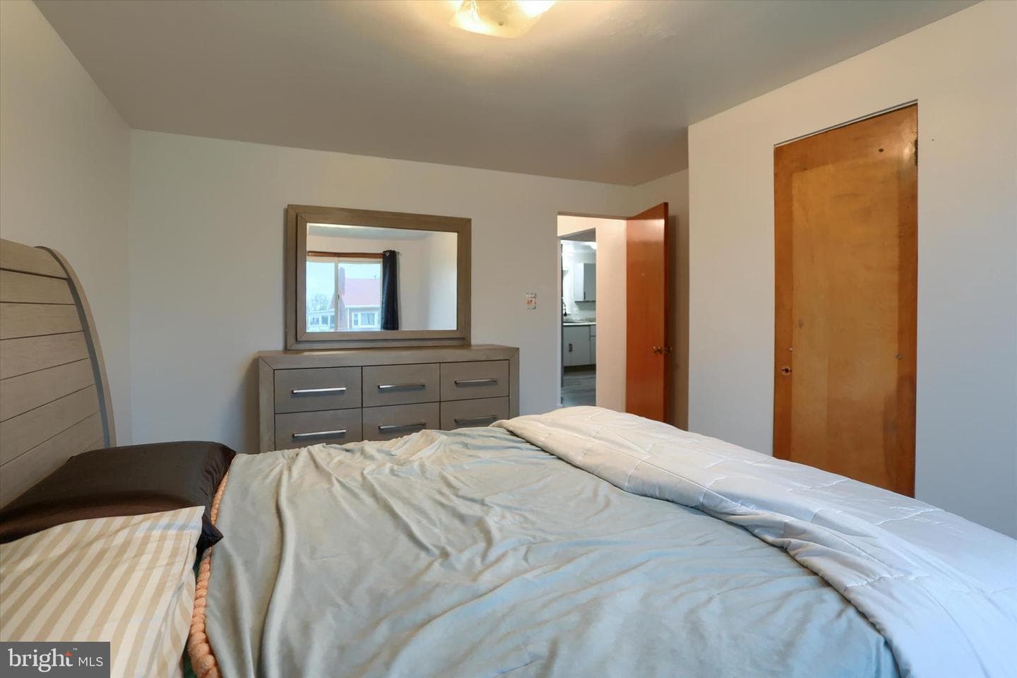 5007 Mauretania Avenue photo 17