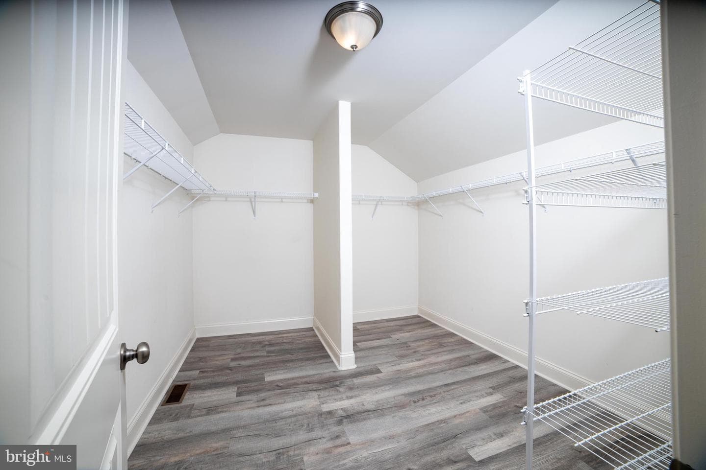 5988 Camden Drive photo 25