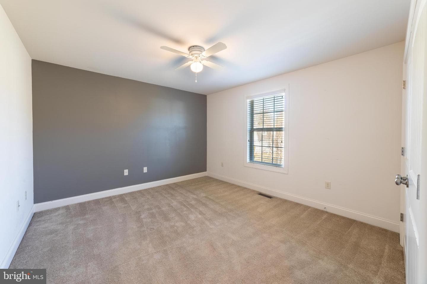 5988 Camden Drive photo 33