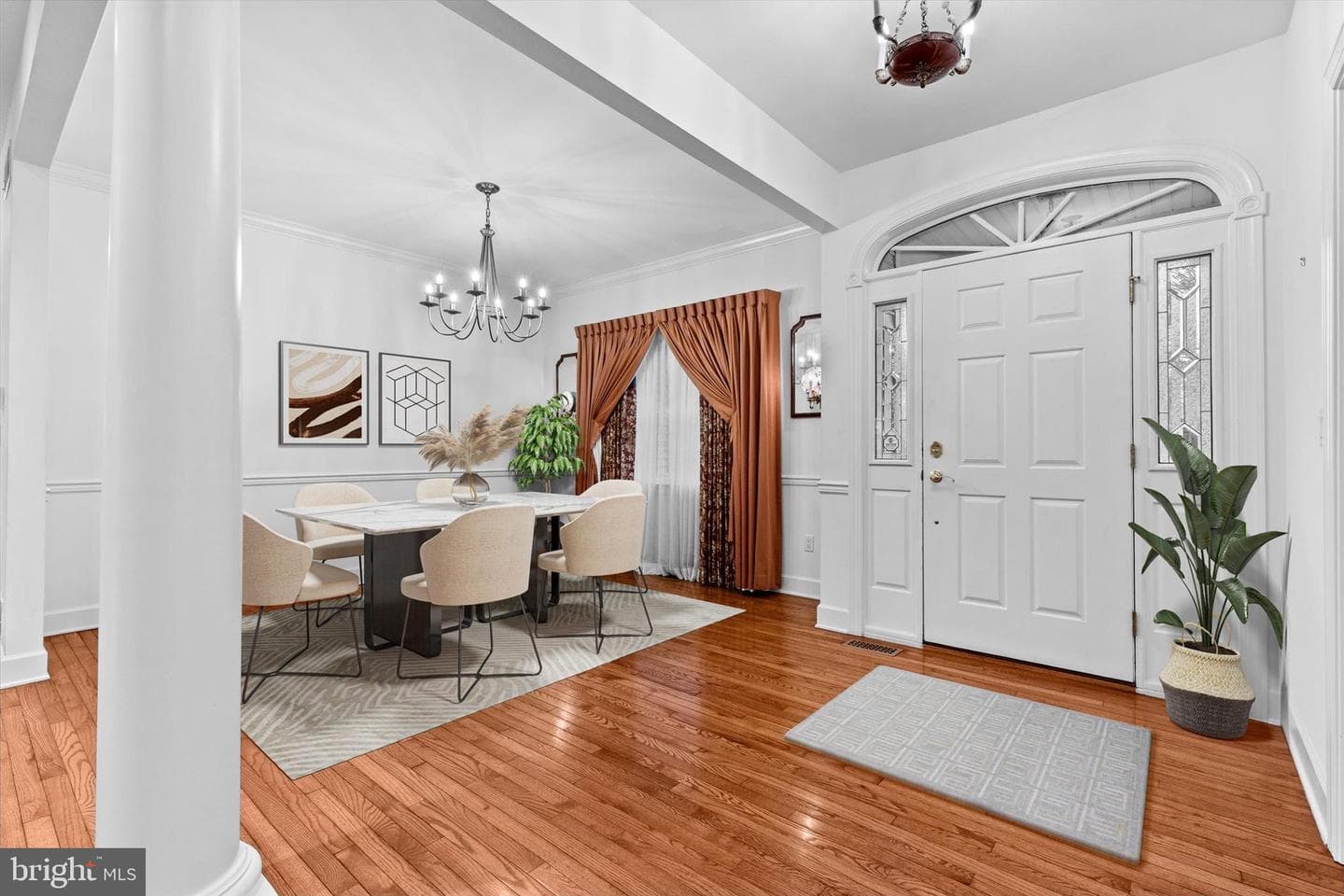 2111 Carey Way photo 10