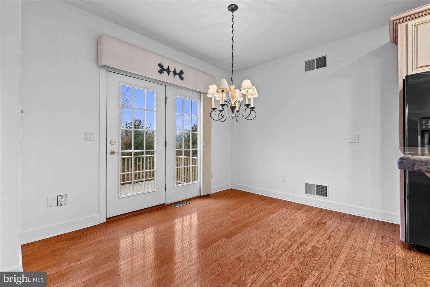 2111 Carey Way photo 16