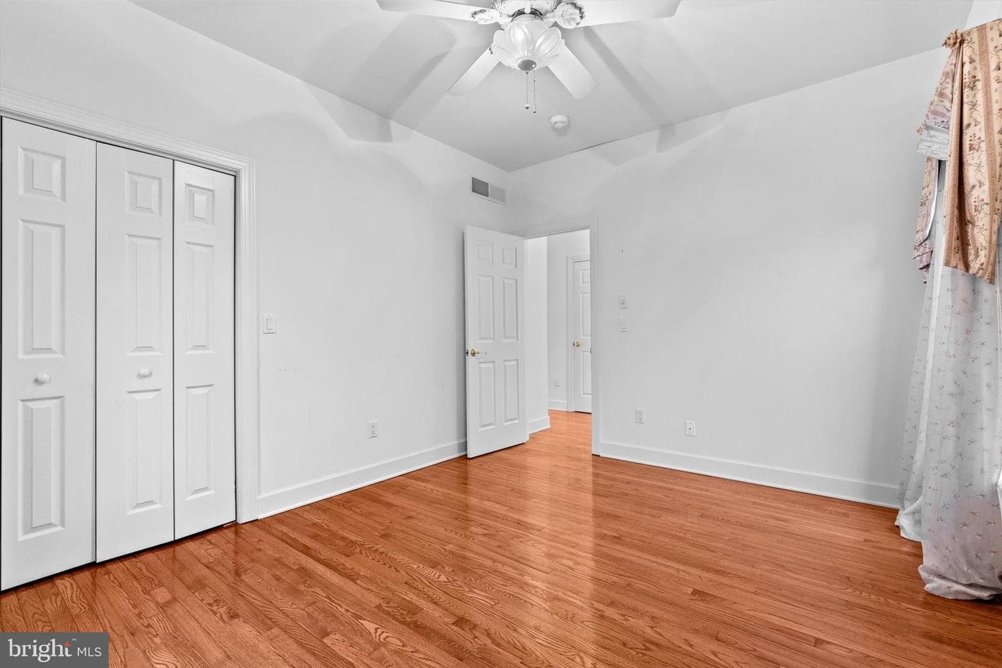 2111 Carey Way photo 26
