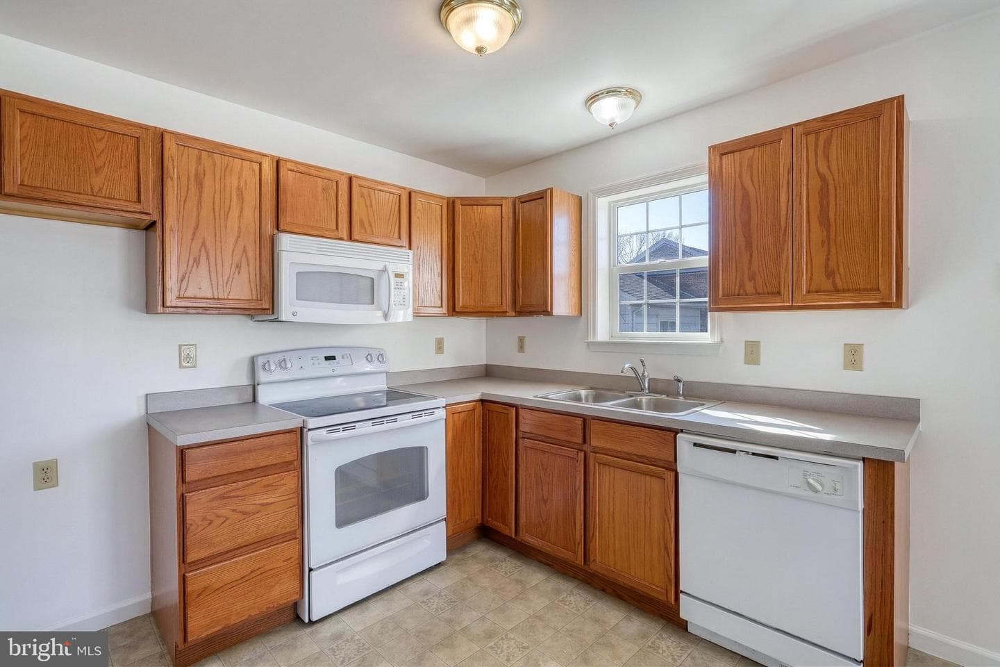 213 Market Street photo 11