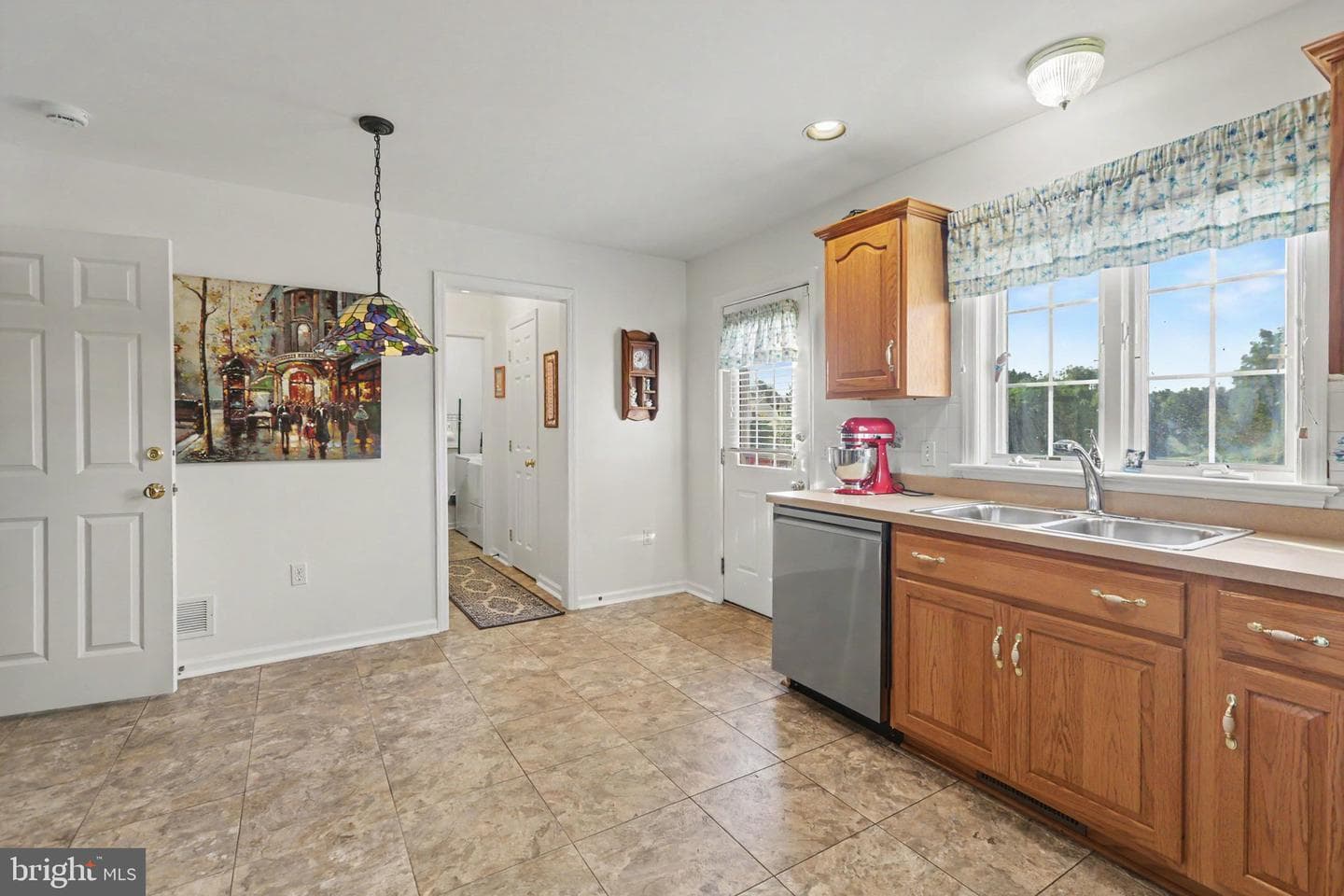 143 Jacobs Creek Drive photo 14