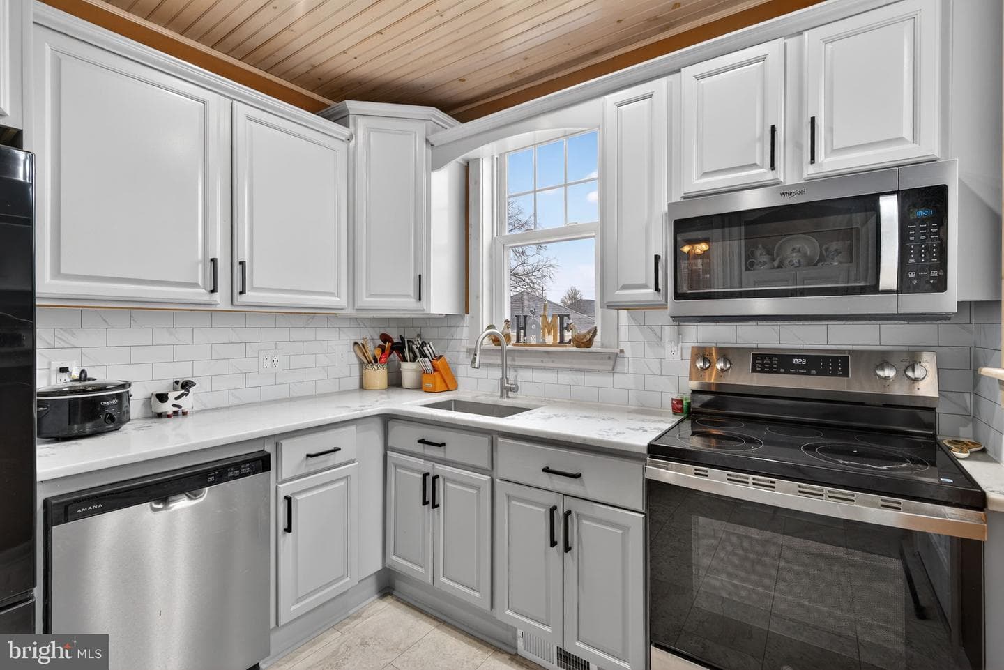 15 Spruce Street photo 13