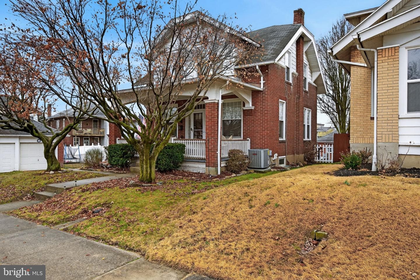 15 Spruce Street photo 2